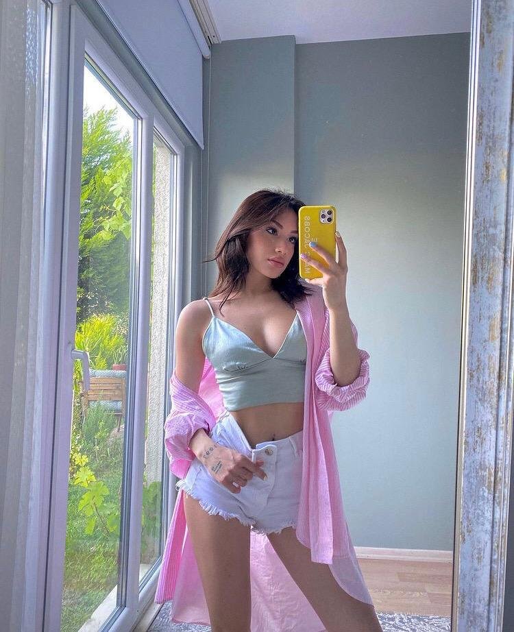Alaçatı Garaj Bayan Escort Gülce